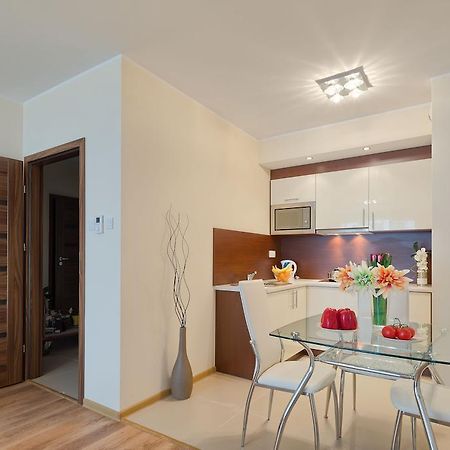 City Aparthotel Ochota วอร์ซอ ภายนอก รูปภาพ